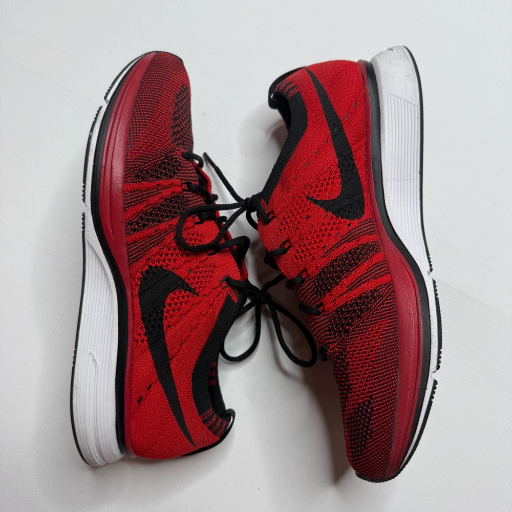 Nike Flyknit Trainer University Red - Picture 3 of 8